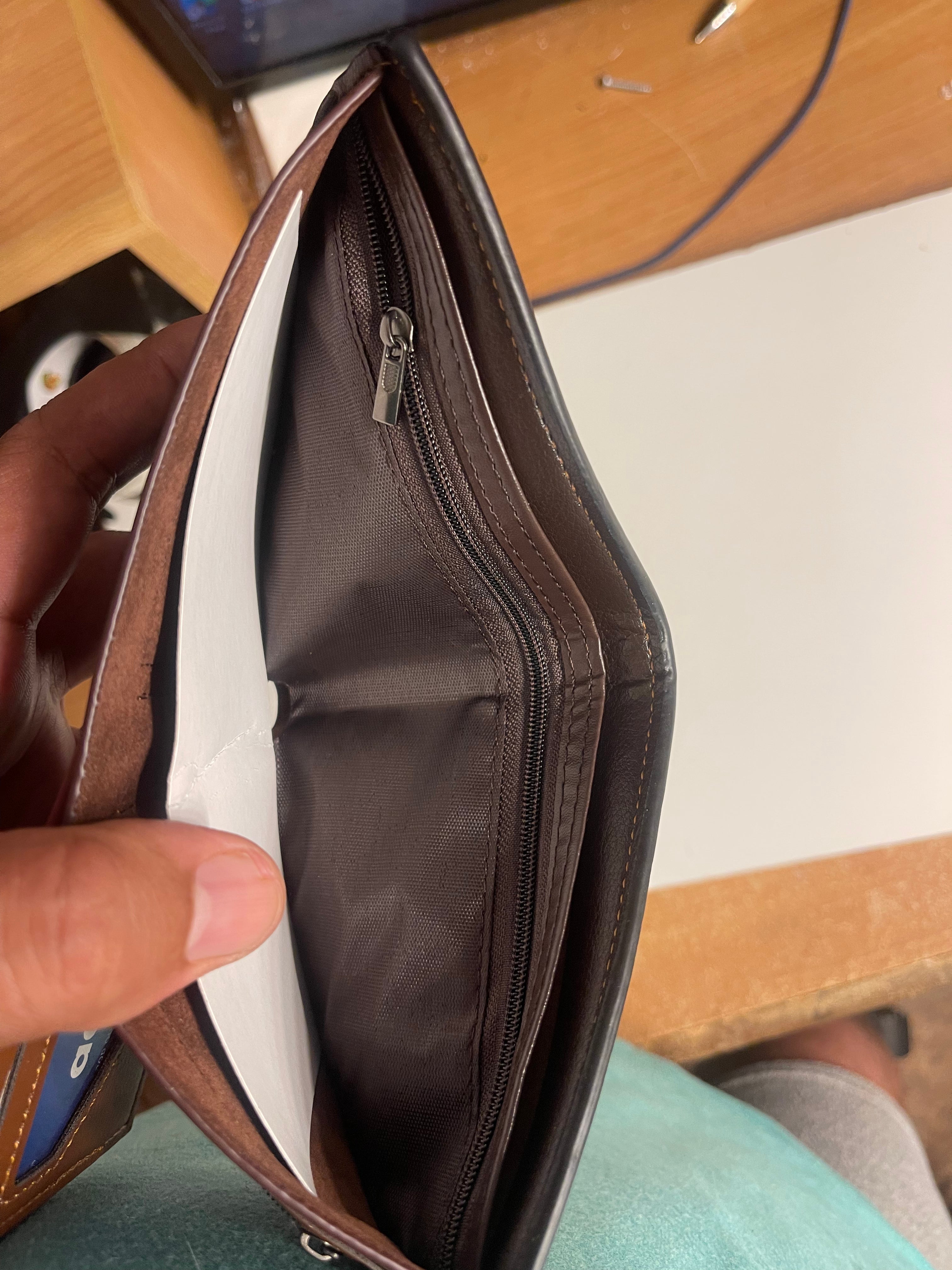 Billetera de Cuero Bifold para Hombre